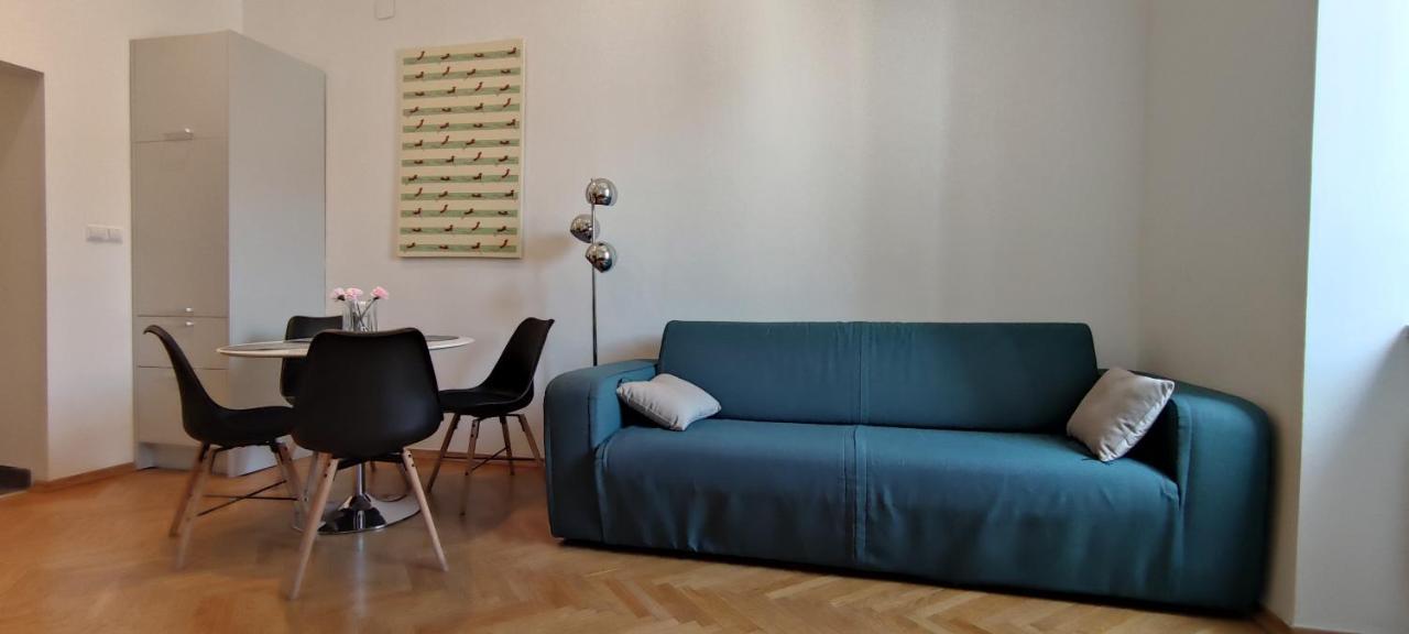 Apartment Milani With Private Garage Opatija Luaran gambar
